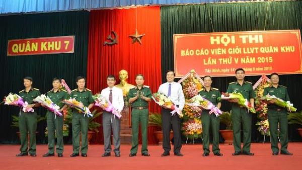 Khai mạc hội thi Báo cáo viên giỏi LLVT Quân khu 7 lần thứ V 